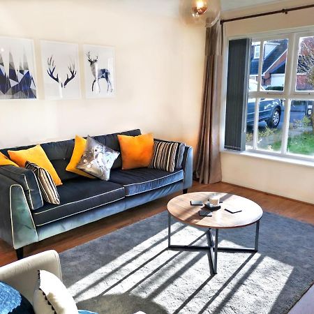 Emerald House - Spacious 3 Bed House With Ensuite Parking Gardens And Netflix Leamington Spa Esterno foto