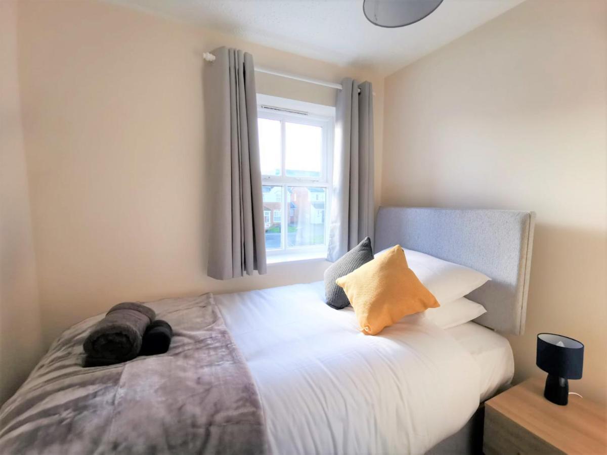 Emerald House - Spacious 3 Bed House With Ensuite Parking Gardens And Netflix Leamington Spa Esterno foto