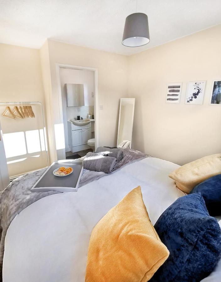 Emerald House - Spacious 3 Bed House With Ensuite Parking Gardens And Netflix Leamington Spa Esterno foto